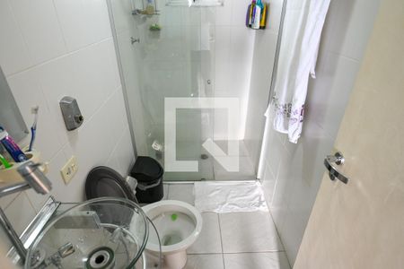 Apartamento à venda com 55m², 2 quartos e 1 vaga Apartamento à venda com 55m², 2 quartos e 1 vagaBanheiro