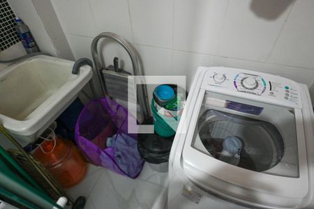 Apartamento à venda com 55m², 2 quartos e 1 vaga Apartamento à venda com 55m², 2 quartos e 1 vagaÁrea de Serviço