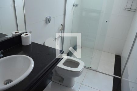 Banheiro da Suíte 1 de casa à venda com 5 quartos, 280m² em Alvorada, Contagem