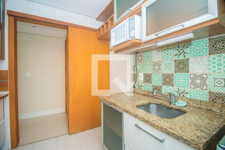 Apartamento para alugar com 83m², 3 quartos e 2 vagas Apartamento para alugar com 83m², 3 quartos e 2 vagasCozinha e Área de Serviço