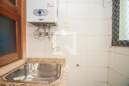 Apartamento para alugar com 83m², 3 quartos e 2 vagas Apartamento para alugar com 83m², 3 quartos e 2 vagasCozinha e Área de Serviço