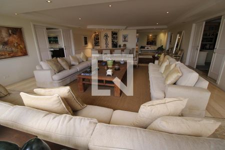 Sala de apartamento à venda com 4 quartos, 500m² em Vila Suzana, São Paulo