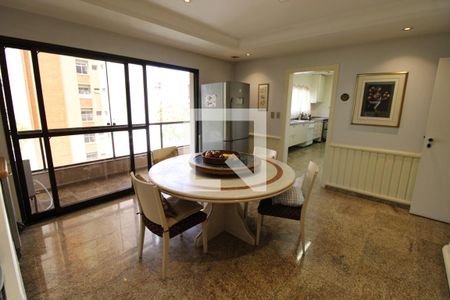 Apartamento à venda com 500m², 4 quartos e 5 vagasCopa