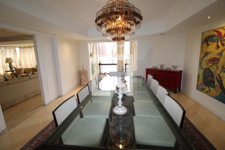 Sala de Jantar de apartamento à venda com 4 quartos, 500m² em Vila Suzana, São Paulo