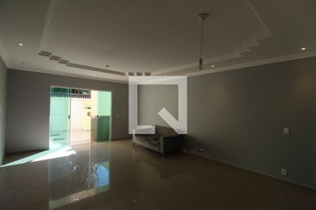 Sala de casa à venda com 3 quartos, 130m² em Freguesia (Jacarepaguá), Rio de Janeiro