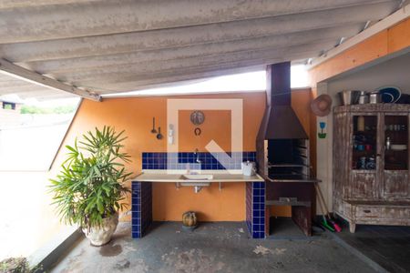 Casa à venda com 152m², 4 quartos e 1 vaga Casa à venda com 152m², 4 quartos e 1 vagaChurrasqueira