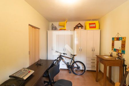 Casa à venda com 152m², 4 quartos e 1 vaga Casa à venda com 152m², 4 quartos e 1 vagaSuíte 03 (Edícula)