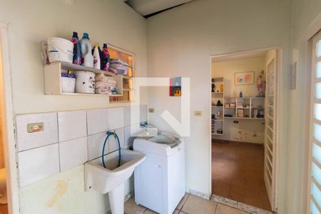 Casa à venda com 152m², 4 quartos e 1 vaga Casa à venda com 152m², 4 quartos e 1 vagaÁrea de Serviço