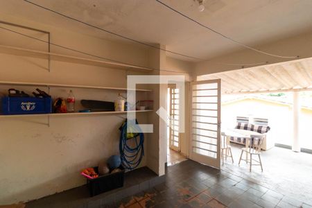 Casa à venda com 152m², 4 quartos e 1 vaga Casa à venda com 152m², 4 quartos e 1 vagaChurrasqueira