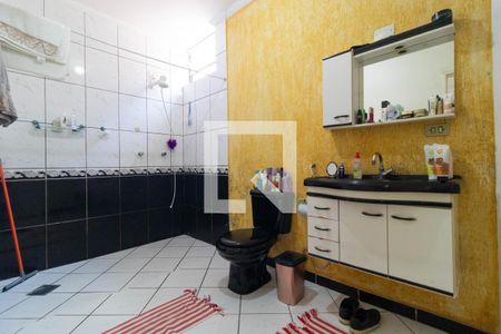 Casa à venda com 152m², 4 quartos e 1 vaga Casa à venda com 152m², 4 quartos e 1 vagaBanheiro da Suíte 02