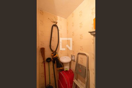 Casa à venda com 152m², 4 quartos e 1 vaga Casa à venda com 152m², 4 quartos e 1 vagaBanheiro da Suíte 03 (Edícula)