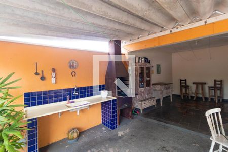 Casa à venda com 152m², 4 quartos e 1 vaga Casa à venda com 152m², 4 quartos e 1 vagaChurrasqueira