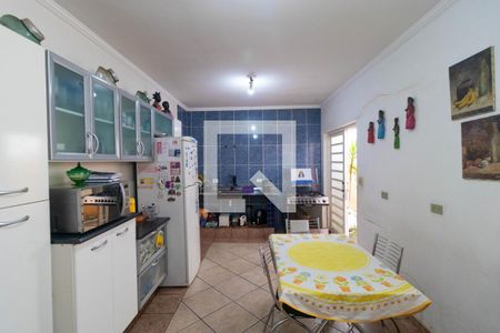 Casa à venda com 152m², 4 quartos e 1 vaga Casa à venda com 152m², 4 quartos e 1 vagaCozinha