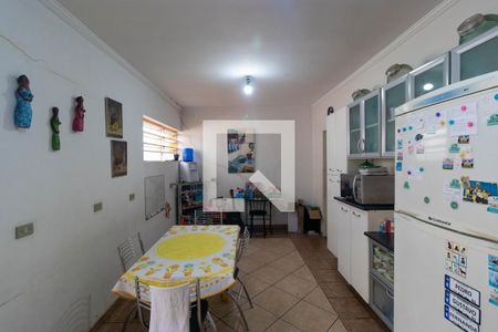 Casa à venda com 152m², 4 quartos e 1 vaga Casa à venda com 152m², 4 quartos e 1 vagaCozinha