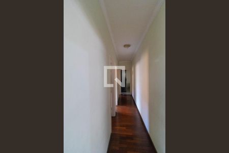 Casa à venda com 152m², 4 quartos e 1 vaga Casa à venda com 152m², 4 quartos e 1 vagaCorredor