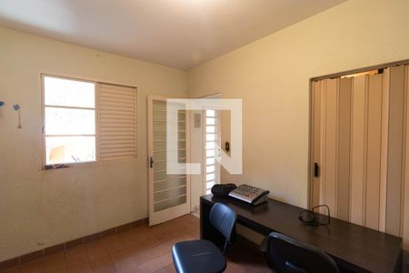 Casa à venda com 152m², 4 quartos e 1 vaga Casa à venda com 152m², 4 quartos e 1 vagaSuíte 03 (Edícula)