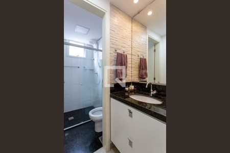 Apartamento à venda com 84m², 3 quartos e 4 vagasBanheiro Social