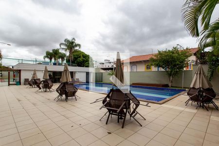 Apartamento à venda com 84m², 3 quartos e 4 vagasÁrea comum - Piscina