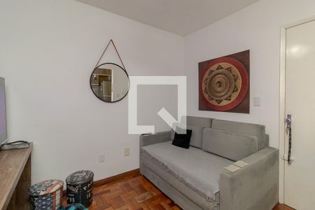 Sala de apartamento para alugar com 1 quarto, 32m² em Passo da Areia, Porto Alegre