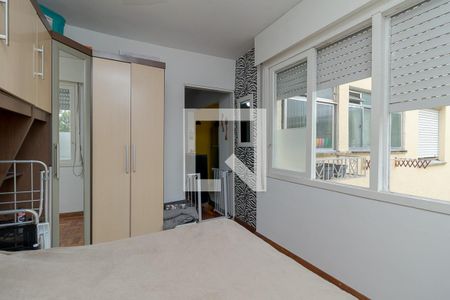 Quarto  de apartamento para alugar com 1 quarto, 32m² em Passo da Areia, Porto Alegre