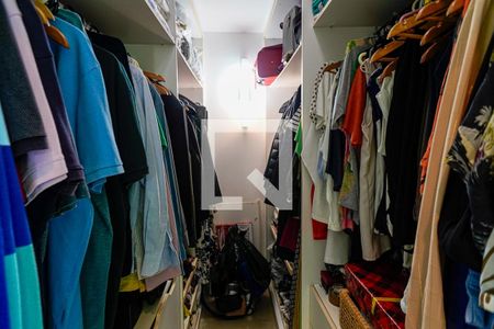 Apartamento à venda com 216m², 3 quartos e 2 vagasCloset do quarto Suite
