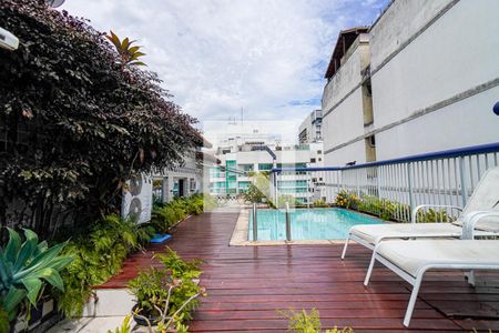 Apartamento à venda com 216m², 3 quartos e 2 vagasÁrea Externa