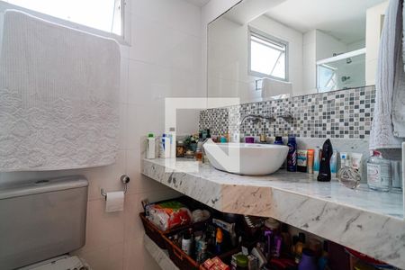 Apartamento à venda com 216m², 3 quartos e 2 vagasBanheiro da Suíte