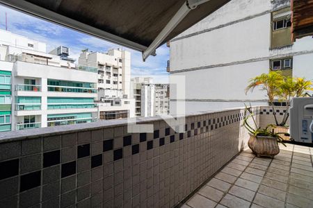 Apartamento à venda com 216m², 3 quartos e 2 vagasSuite 