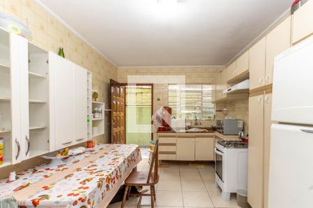 Casa à venda com 200m², 3 quartos e 2 vagas Casa à venda com 200m², 3 quartos e 2 vagasCozinha