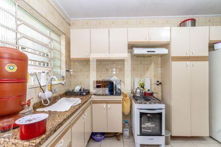 Casa à venda com 200m², 3 quartos e 2 vagas Casa à venda com 200m², 3 quartos e 2 vagasCozinha