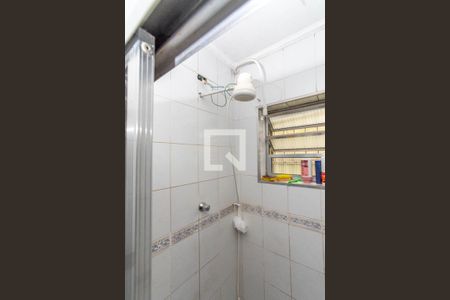 Casa à venda com 200m², 3 quartos e 2 vagas Casa à venda com 200m², 3 quartos e 2 vagasBanheiro Corredor