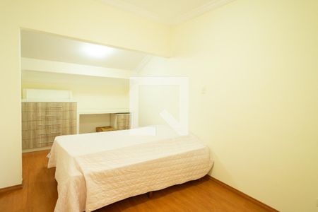 Casa à venda com 390m², 5 quartos e 10 vagasSuíte 3