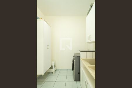 Casa à venda com 390m², 5 quartos e 10 vagasÁrea de Serviço