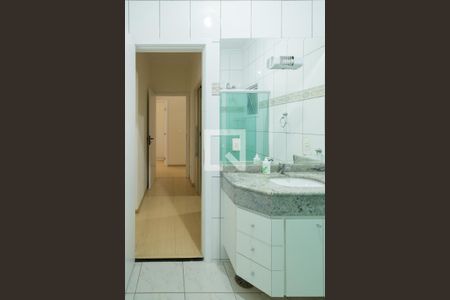 Casa à venda com 390m², 5 quartos e 10 vagasBanheiro - Suíte 1