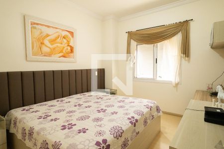 Casa à venda com 390m², 5 quartos e 10 vagasSuíte 1