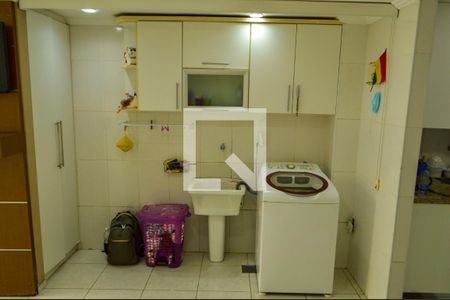 Casa de condomínio à venda com 120m², 2 quartos e sem vaga Casa de condomínio à venda com 120m², 2 quartos e sem vagaÁrea de Serviço