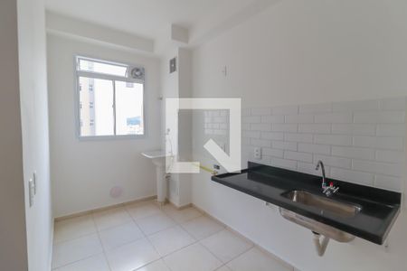 Apartamento à venda com 47m², 2 quartos e 1 vaga Apartamento à venda com 47m², 2 quartos e 1 vagaCozinha e Área de Serviço