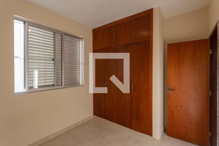 Quarto 2 de apartamento à venda com 3 quartos, 100m² em Santo Antônio, Belo Horizonte