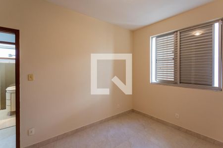 Quarto 1 de apartamento à venda com 3 quartos, 100m² em Santo Antônio, Belo Horizonte