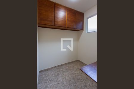 Quarto de Serviço de apartamento à venda com 3 quartos, 100m² em Santo Antônio, Belo Horizonte