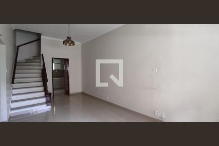 Sala (1º Andar) de casa à venda com 4 quartos, 120m² em Lins de Vasconcelos, Rio de Janeiro
