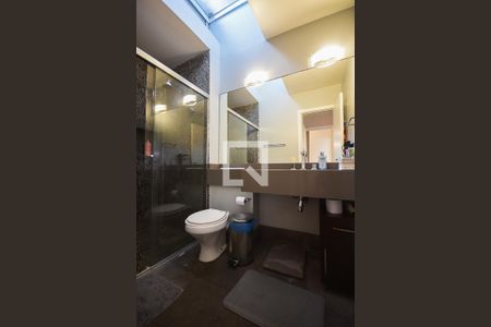 Casa de condomínio à venda com 372m², 4 quartos e 6 vagasBanheiro Suíte 3