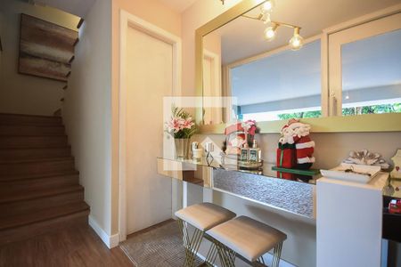 Casa de condomínio à venda com 372m², 4 quartos e 6 vagasHall de Entrada