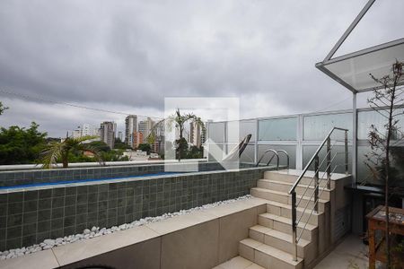 Casa de condomínio à venda com 372m², 4 quartos e 6 vagasPiscina