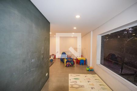 Casa de condomínio à venda com 372m², 4 quartos e 6 vagasBrinquedoteca