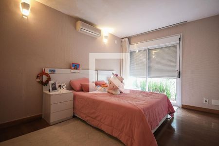 Casa de condomínio à venda com 372m², 4 quartos e 6 vagasSuíte 1