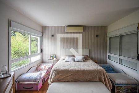 Casa de condomínio à venda com 372m², 4 quartos e 6 vagasSuíte 4