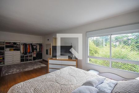 Casa de condomínio à venda com 372m², 4 quartos e 6 vagasSuíte 4