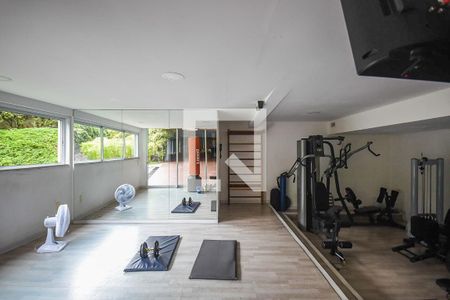 Casa de condomínio à venda com 372m², 4 quartos e 6 vagasAcademia