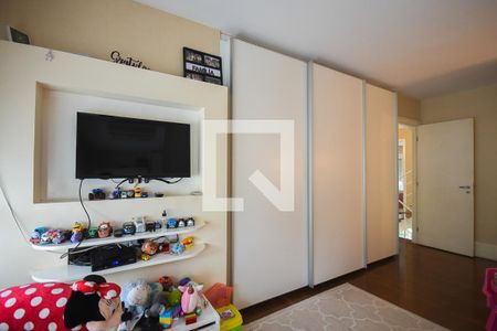 Casa de condomínio à venda com 372m², 4 quartos e 6 vagasSuíte 3